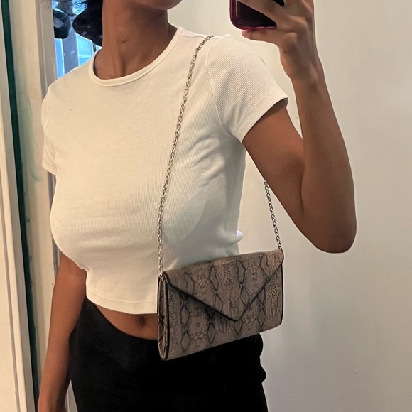 (2 for $12) Snakeskin clutch purse - Picture 3 of 12